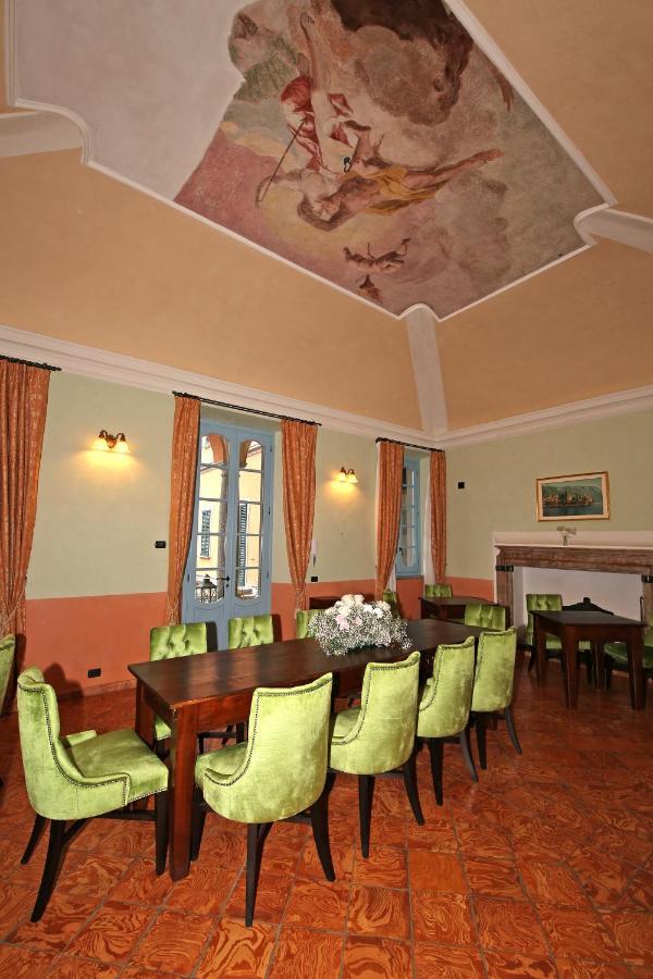 Aparthotel Palazzo Del Vicere Lezzeno Exterior foto